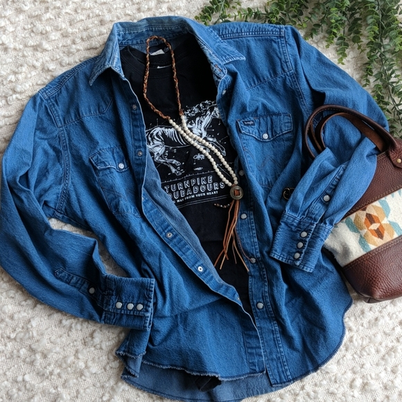 Wrangler Tops - Wrangler Denim Pearl Snap Button Up Large 17.5 36
